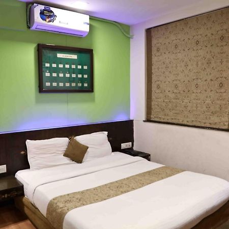 Jc Chalet Mumbai Bagian luar foto